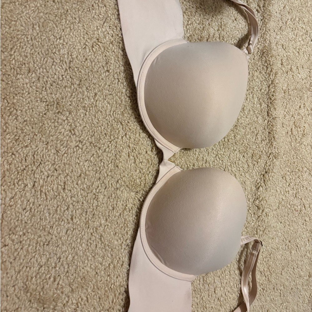 Victoria's Secret Cream Bra